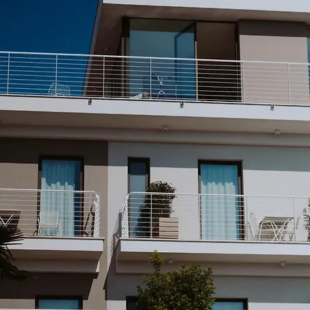 Otel Aqva Boutique Sirmione