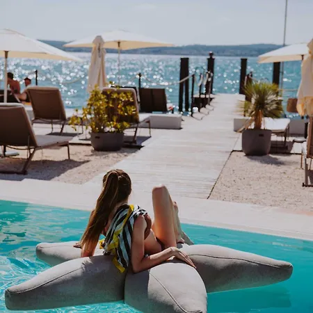 Aqva Boutique Sirmione
